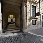 Apartment The Babuino - Luxury Serviced Apartment *
