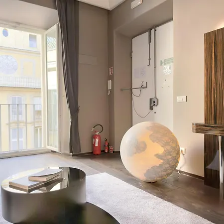 Apartment The Babuino - Luxury Serviced Apartment *