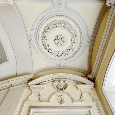 Apartment The Babuino - Luxury Serviced Apartment Rome