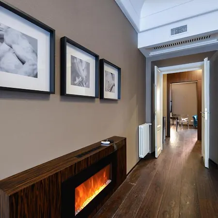 Apartment The Babuino - Luxury Serviced Apartment Rome